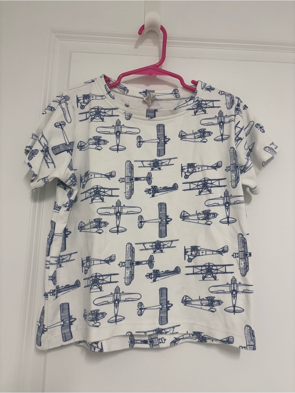 Kate Quinn Airplane Print Tee